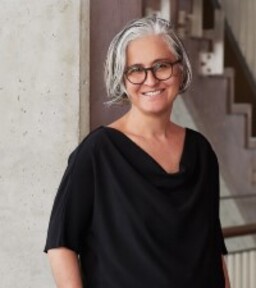 Dr.Öğretim Üyesi Derya ÖZKAN